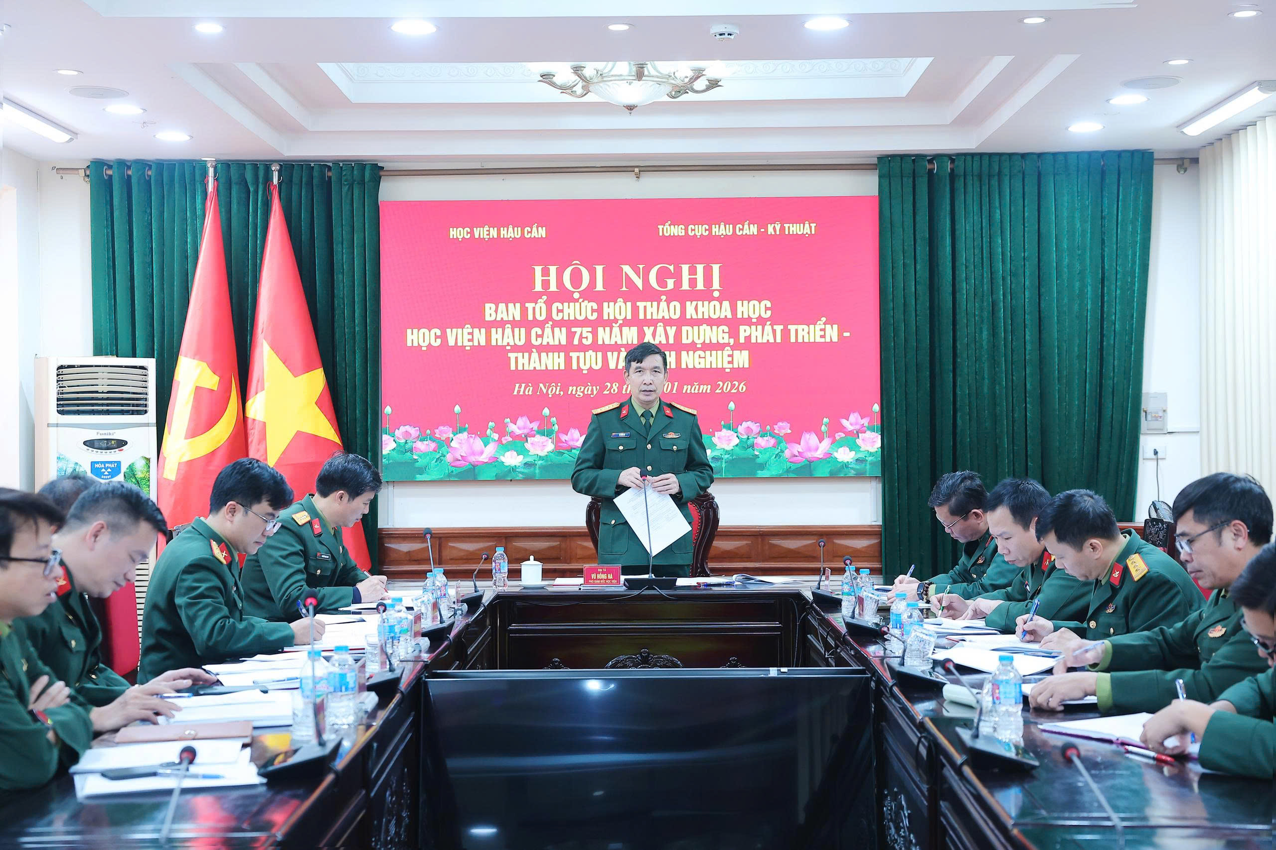 HỘI NGHỊ BAN TỔ CHỨC PHỤC VỤ HỘI THẢO KHOA HỌC “HỌC VIỆN HẬU CẦN 75 NĂM XÂY DỰNG, PHÁT TRIỂN - THÀNH TỰU VÀ KINH NGHIỆM